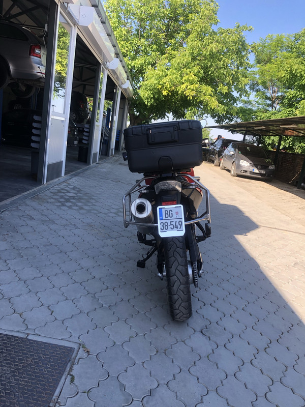 2E154436-71E3-467F-8C25-3F66B81C1B7A