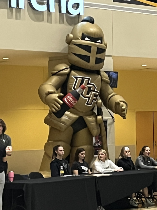 103DED4C-24BC-46FB-8A1F-3C2CD51F7E0F