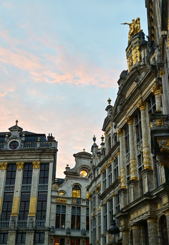 Otoño en Flandes - Blogs de Belgica - Día 4: El centro de Bruselas y el Sablon. (2)
