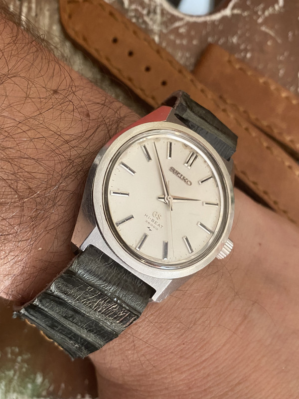 BB15F4A4-3E39-467C-8877-2C735DC0710D