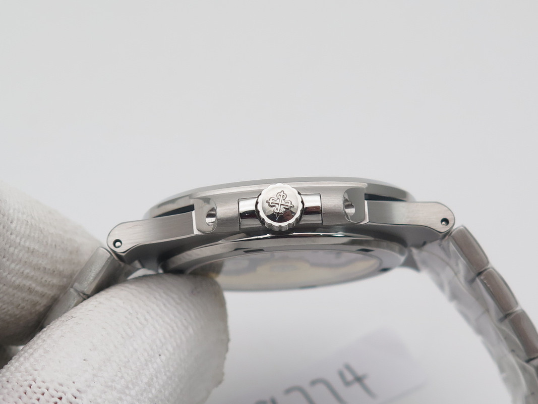 D4FD291A-DBC8-4BA2-B48E-B348F3B260C6