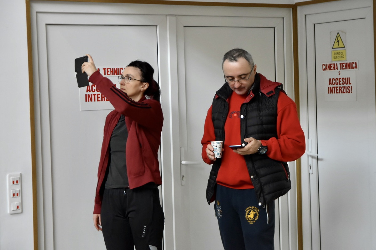 716C9EFD-21CA-472F-9CCB-0ED264D9D9B3