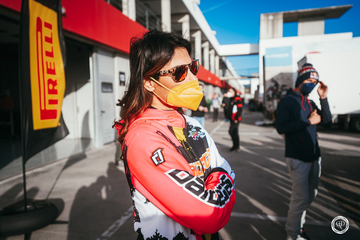 C8062CD0-FC3F-4613-AD93-A5043A176E46