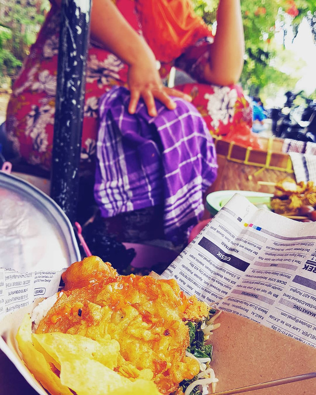 Nasi Boran khas Lamongan di Kawasan Jalan Basuki Rahmat Lamongan