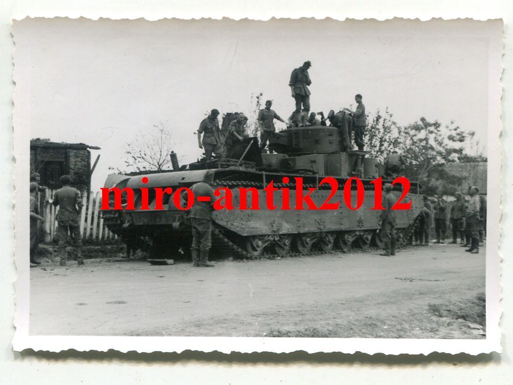 Foto, Wehrmacht, zerstörter russischer schwerer 