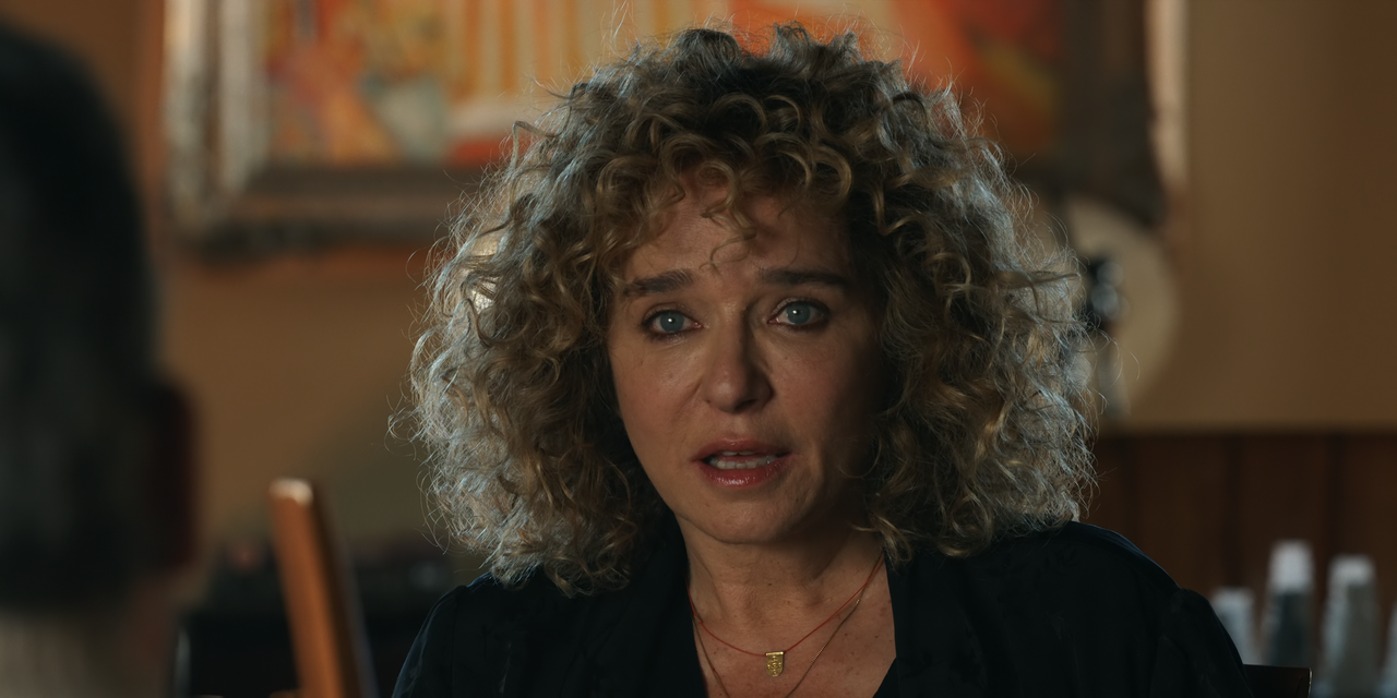The.Morning.Show.S02E05.Ghosts.2160p.10bit.ATVP.WEB-DL.DDP5.1.HEVC-Vyndros.mkv_snapshot_15.12_[2021.