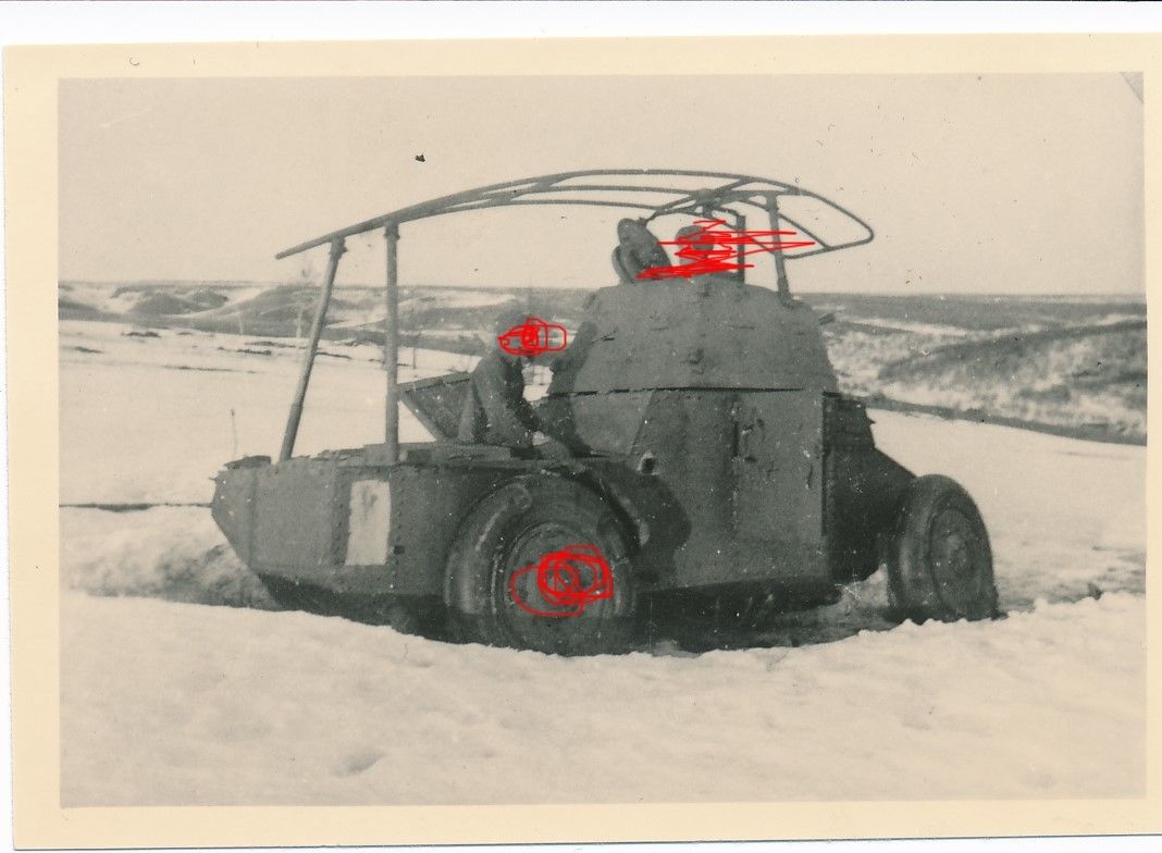 Russland Beute Panzer französischer Panhard Späh