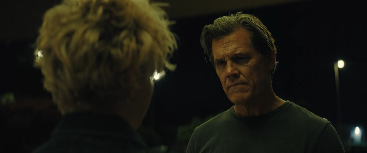 Weapons 2025 WebRip [English] 480p 720p ESub Screenshot