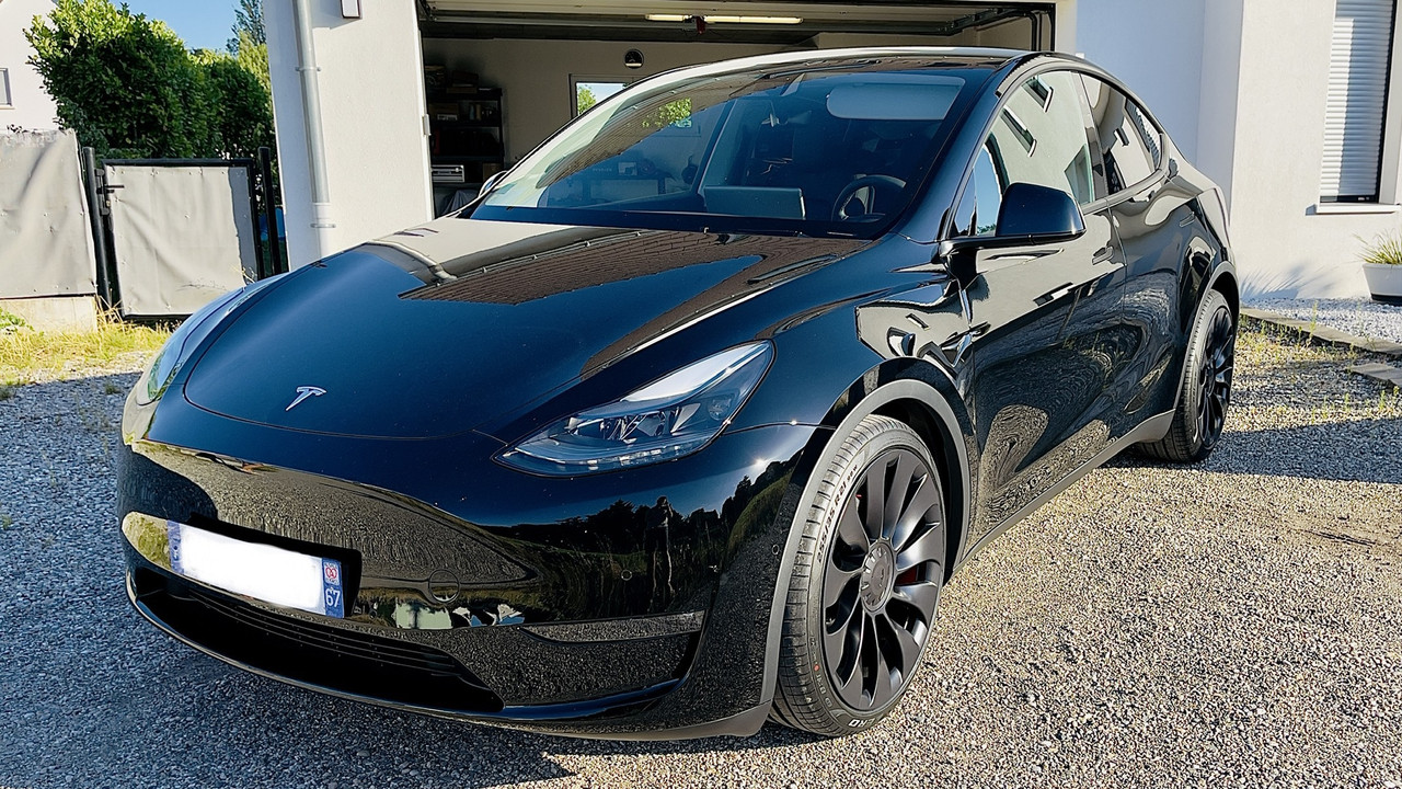 23430F3D-DCC3-44BC-AB2E-FCCEEB6DF3B4