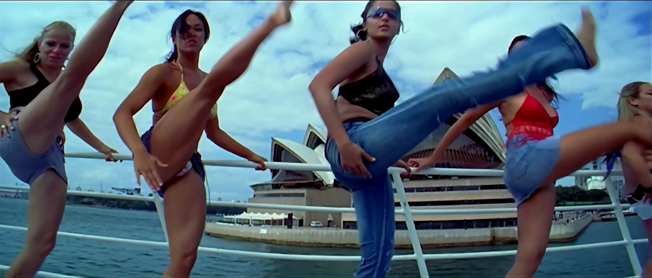 Anushka Shetty Title 4K Song from Okka Magadu2025-04-24 18-24-07-247-144