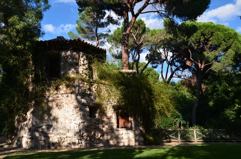 PARQUE EL CAPRICHO-2013-2022-MADRID - Paseando por España-1991/2016 (217)