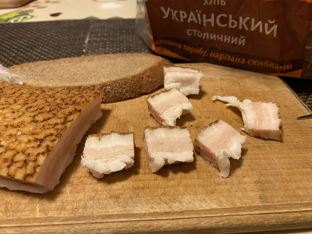 77013242-D119-447D-9AF8-3CC25E798F4D