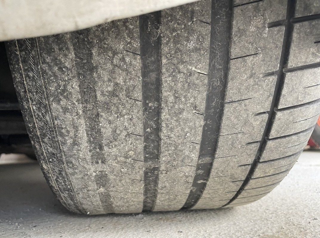 46826365-2487-4107-85DC-92C1B8E6B09C