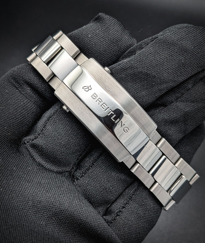 PXL 20260213 034807345 PORTRAIT ORIGINAL