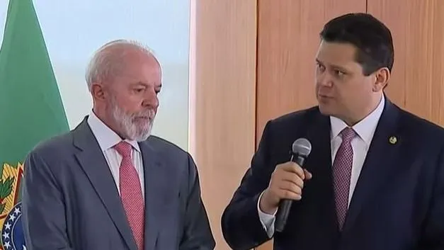 Lula quer medir temperatura de crise antes de procurar Alcolumbre