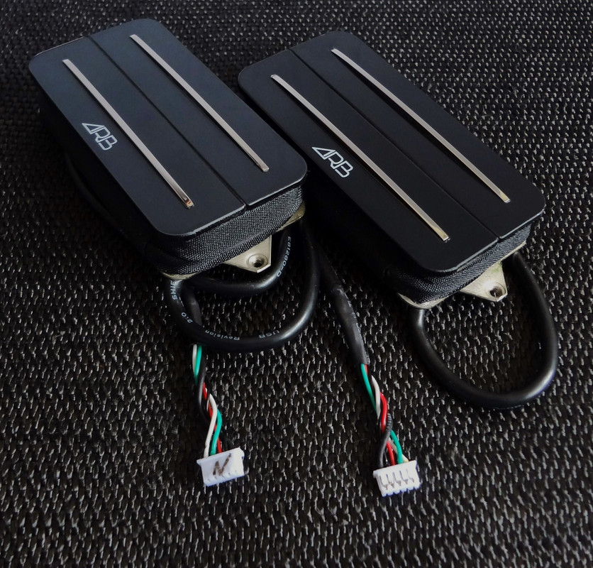 Connector for Gibson