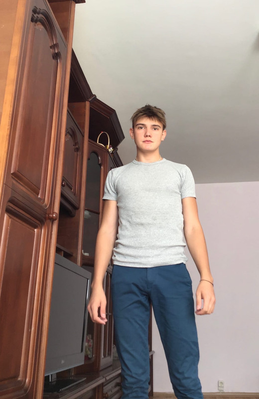 F2AE0544-B8F2-453F-A5C2-015D0471ECE7