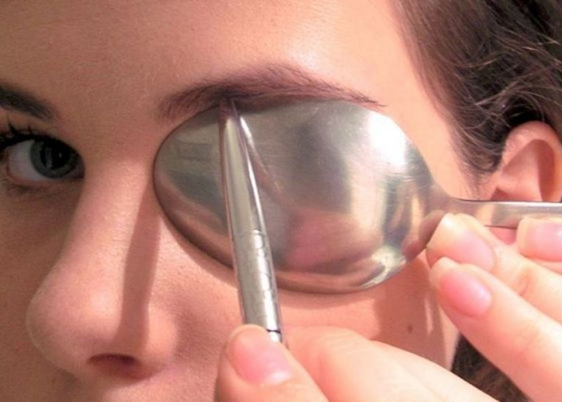 ¿Quieres cejas perfectas? Este truco fácil te ayudará a conseguirlas