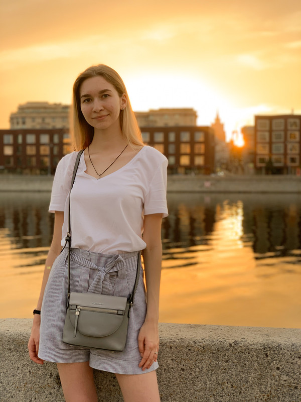 D920501A-CE06-4B6D-A1B4-015911AEFF1E