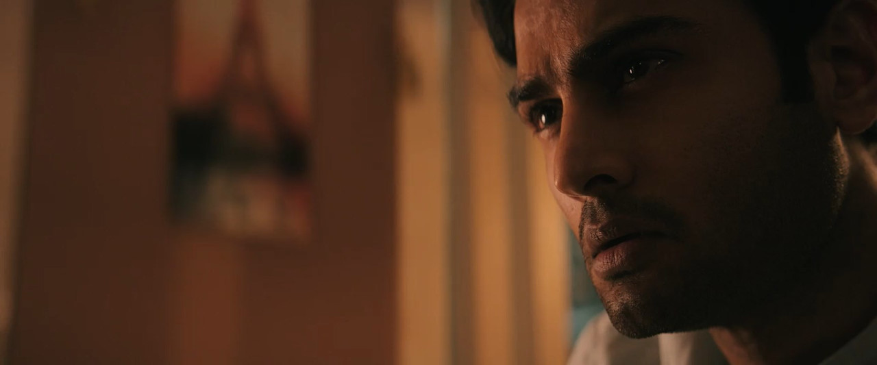 V 2020 WebRip [Hindi + Telugu] 480p 720p ESub Screenshot