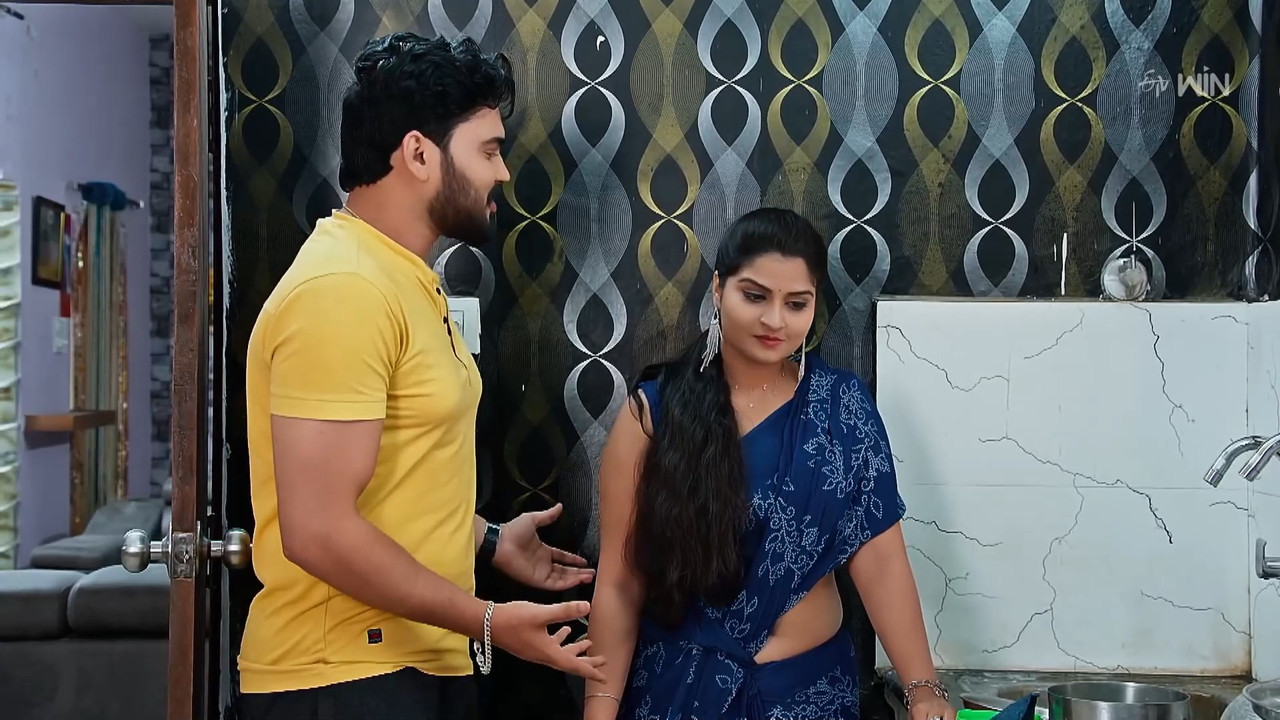 Hot telugu Sexy serial acterss seamy scenes from mounpratm.mp4_snapshot_03.02.417