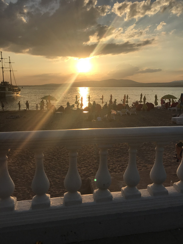 A2809C68-8A34-4FFB-8B4D-66C8E61080F3