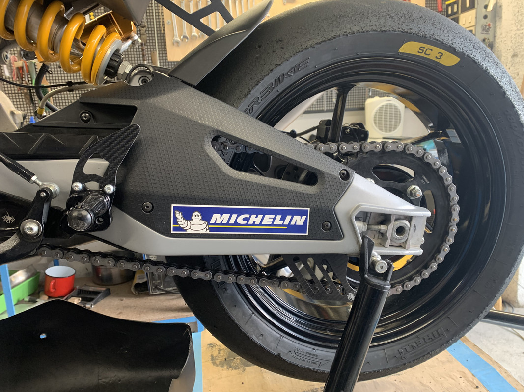 755326D3-F398-4840-9753-BC0C11F29126