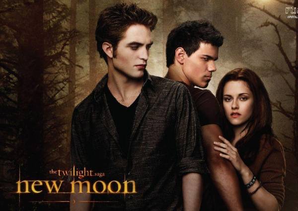 The Twilight Saga: New Moon (2009) The Twilight Saga: New Moon (2009)