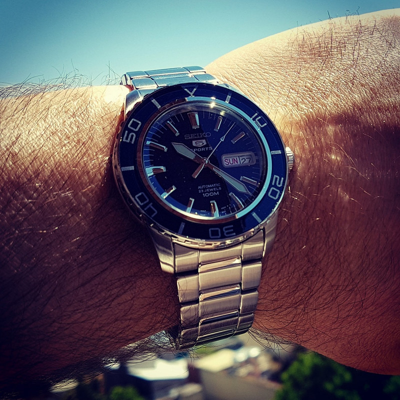 Seiko 5 SNZH53 Cal. 7S36 100M (3)