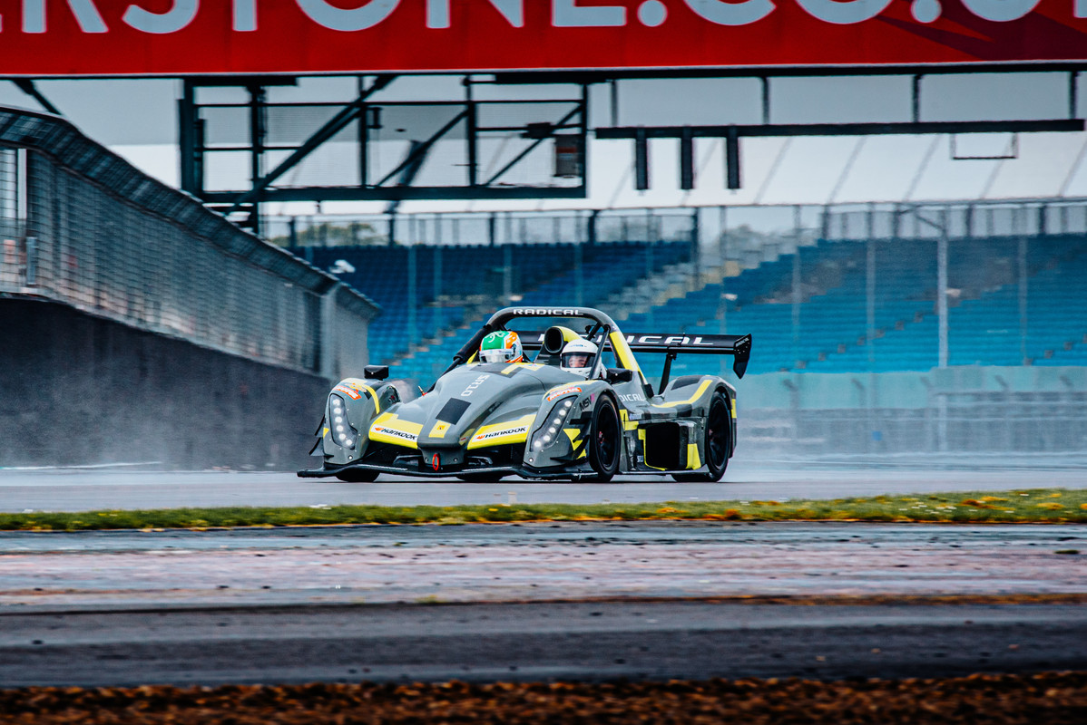 3.RadicalSportscarsSR10atSilverstone
