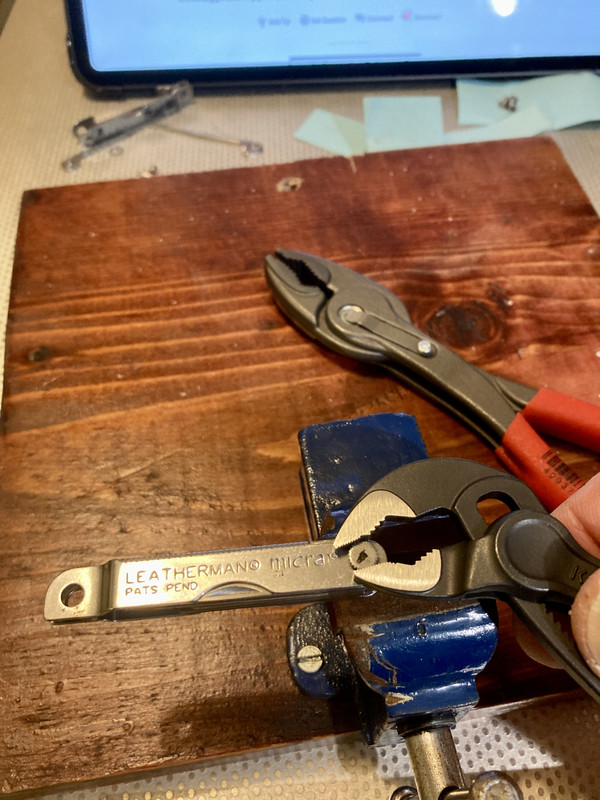 2C8A7825-CCF5-4CE4-9EF8-534C8313DB5B