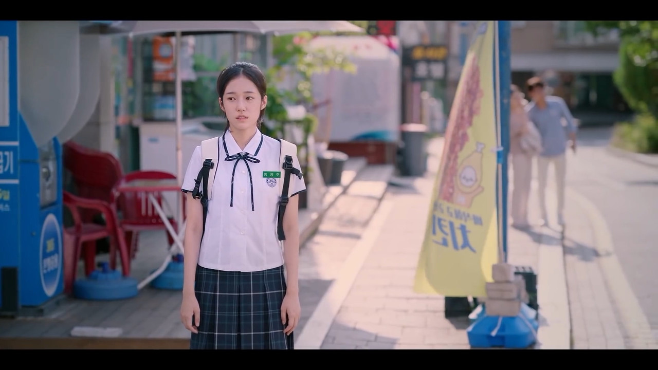 MV-Kim-Yeon-Ji-Whisky-on-the-Rock-Our-Bl