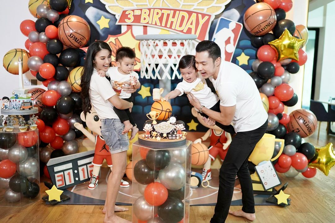 Perayaan ulang tahun Raphael Moeis, putra Sandra Dewi dan Harvey Moeis