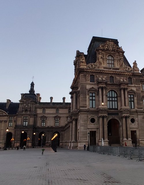París: Exposición Jacques-Louis David, Sargent, Greuze y Georges de la Tour - Blogs de Francia - Exposiciones dos días antes del robo en el Louvre. (5)