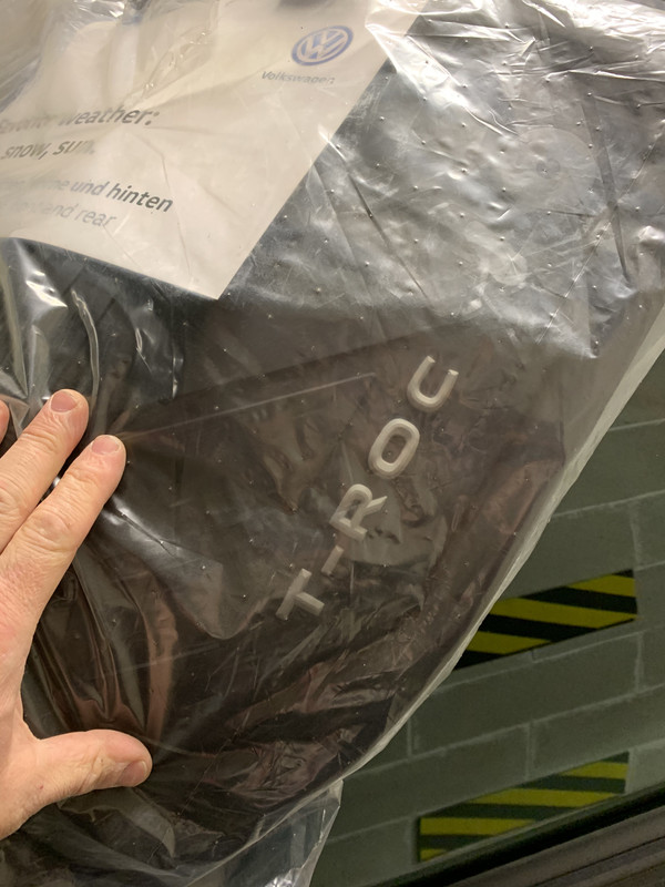 6FFA5668-F83B-430F-ACD7-3EDC35A24FCD