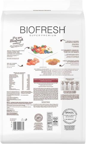Composição e croquetes da ração Biofresh Super Premium