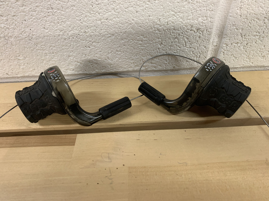 8C51D40B-477C-4291-A93A-C05D1278F40F