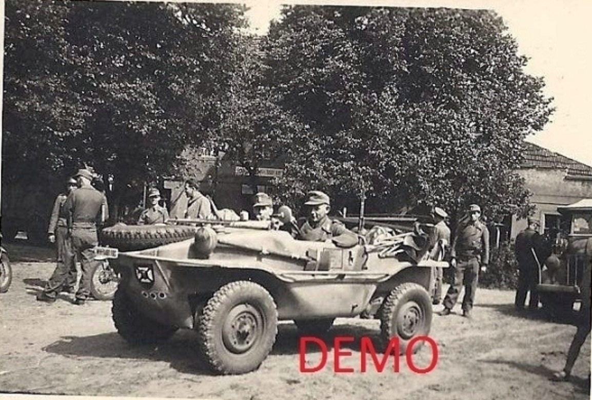 Schwimmwagen from StuG. Brg. 259 (2)