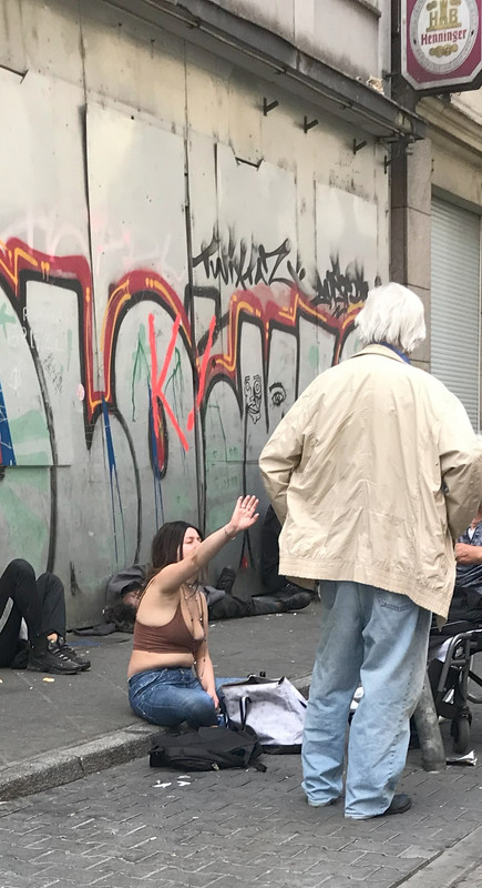 0BDD78F5-600B-4724-945D-2A588A92EDEB