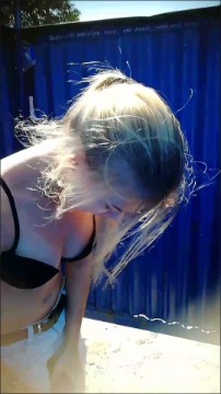 [Image: Voyeur16775100921.jpg]