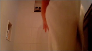 [Image: Voyeur13365123615.jpg]