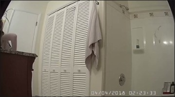 [Image: Voyeur11825075049.jpg]