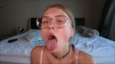 [Image: Cumshots689111430.jpg]