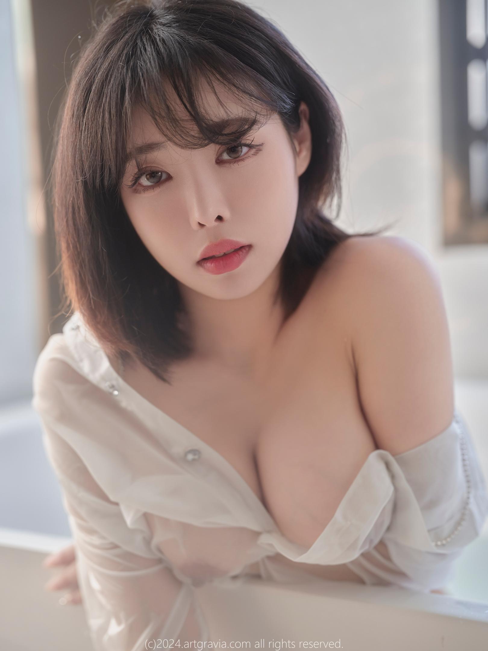 Areumm (다움) NO.002 ArtGravia Vol.638 46