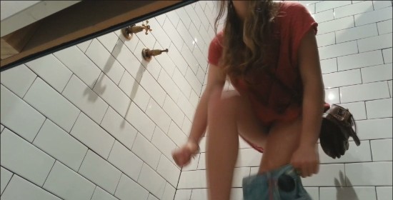 [Image: Voyeur10565074318.jpg]