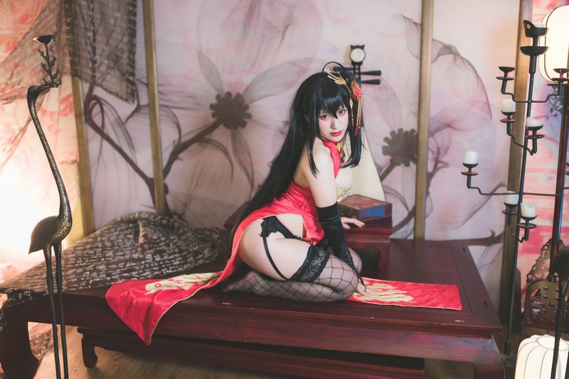 柘烟Zuken 大凤 旗袍 Cosplay（Azur Lane Taihou）高清写真【24P｜164.7MB】插图5