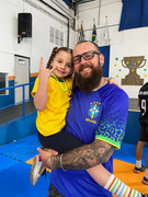 photo_5113851254374771740_y