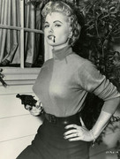 Martha-Hyer-a193