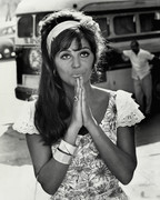 claudia-cardinale-me75