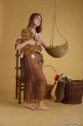 Marvel-Charm-Nicolette-Basket-Lady-055